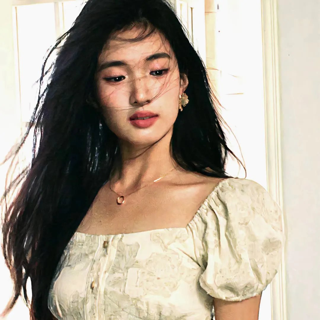 英雄情泪保山河